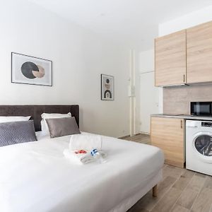 Studio met een King Size Bed